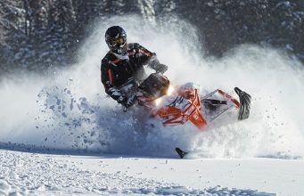 Demo Ride the New 2014 Arctic Cat ProClimb Sleds with Amber Holt