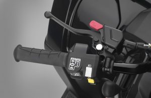 HAS THE ELITE MET ITS MATCH? 332-HORSEPOWER SIDE-BY-SIDE SNOWMOBILE