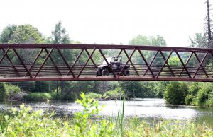 NEED A SUMMER GIFT FOR THE SLEDDER IN YOUR LIFE? CHECK OUT THE SKI-DOO GOGGLE DRYING BAG