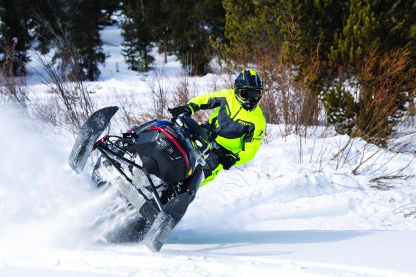 Team LaVallee’s Lieders is Back on Top, Sioux Falls Snocross