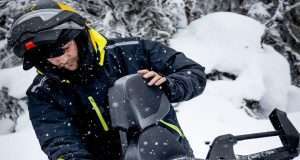 SKI-DOO ANNOUNCES DISCOUNT PROGRAMS FOR SNOWMOBILE APPAREL AND ACCESSORIES